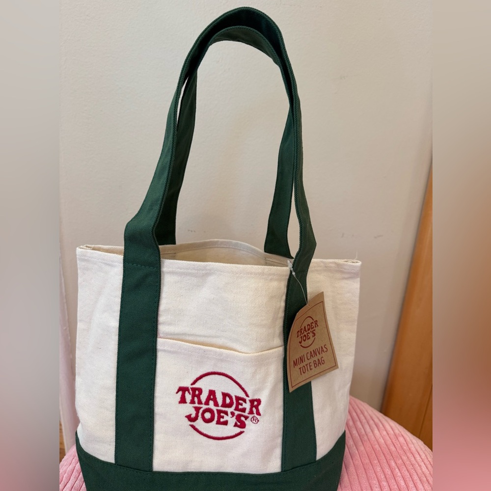 TRADER JOE’s Mini Canvas Tote Bag Green Straps Reusable Market Tote Pocket NWT